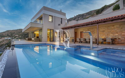 Amfitriti Luxury Villa