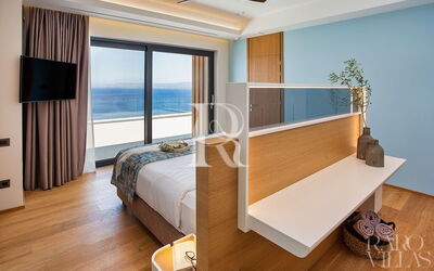 Hyperion Luxury Villa