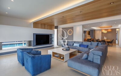 Hyperion Luxury Villa