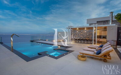 Hyperion Luxury Villa