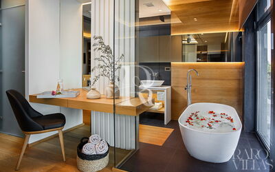 Hyperion Luxury Villa