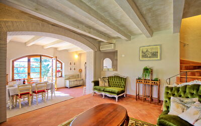 Villa Nelumbo: Living Room