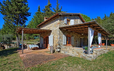 Villa Nelumbo: Building Exterior, Garden, Outdoor
