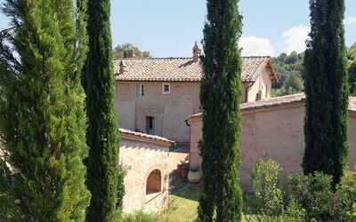 Calliope 10: Building Exterior