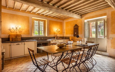 Calliope 10: Common Room, Kitchen