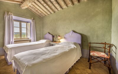 Calliope 10: Bedroom