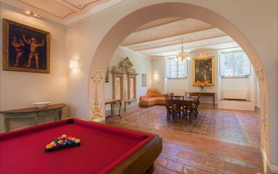 Tenuta Girifalco: Billiard table