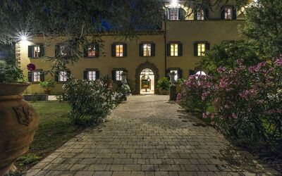 Tenuta Girifalco: Villa Ivana by night