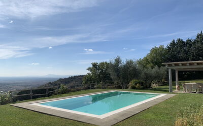 Villa Adelfa: Swimming pool