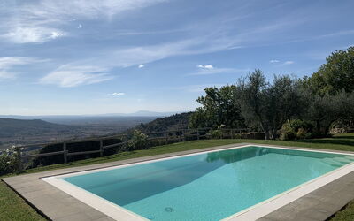 Villa Adelfa: Swimming pool
