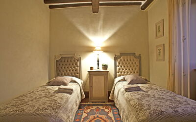 Villa Adelfa: Double bedroom