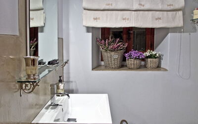 Villa Adelfa: Bathroom