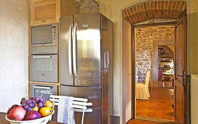Villa Adelfa: Kitchen