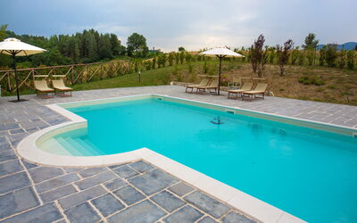 Villa Fiorenza: Outdoor, Pool
