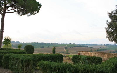 Dimora degli Archi: Garden and panoramic view