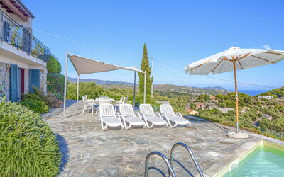 Villa Ranieri: Balcony / Terrace / Patio, Dining Room, Facilities, Pool