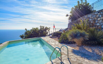 Villa Ranieri: Pool, Scenic View