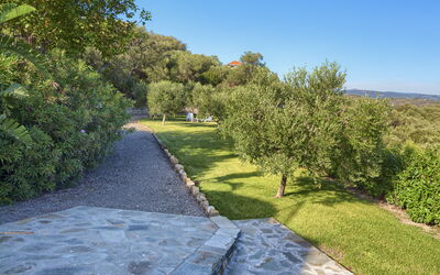 Villa Ranieri: Garden