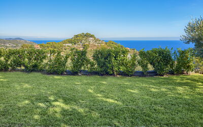 Villa Ranieri: Garden, Scenic View