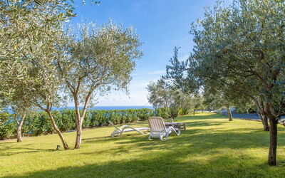 Villa Ranieri: Dining Room, Facilities, Garden