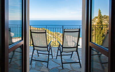 Villa Ranieri: Living Room, Scenic View