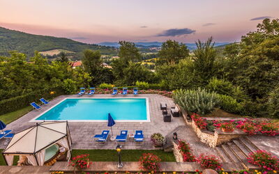 Palazzo Salieri- Weddings and: Buitenshuis, zwembad