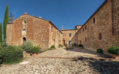 Villa Ambrosini: Esterni