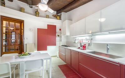 Villa Scicli: Dining Room, Kitchen