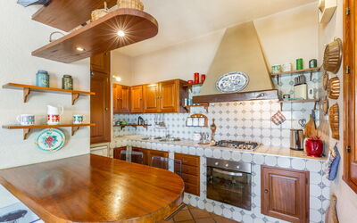 Villa Scicli: Dining Room, Kitchen