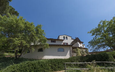 Villa Vistosa: Building Exterior, Garden, Main Entrance, Outdoor