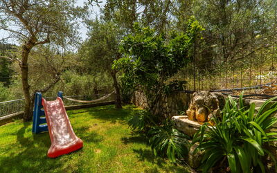 Villa Eftychia: Garden, Outdoor