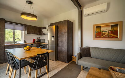 Villa Eftychia: Dining Room, Kitchen, Living Room