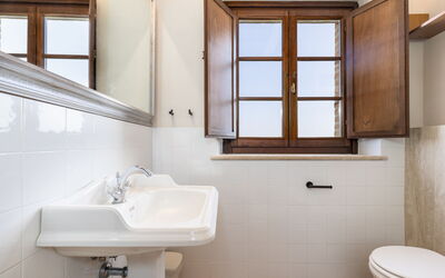 Villa San Michele: Badkamer