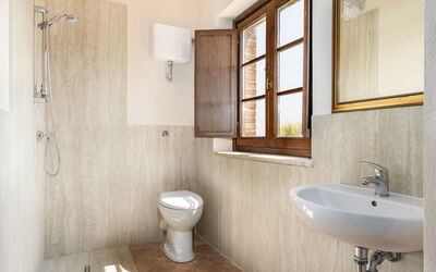 Villa San Michele: Badkamer