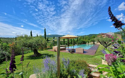 Villa Dora: Garden
