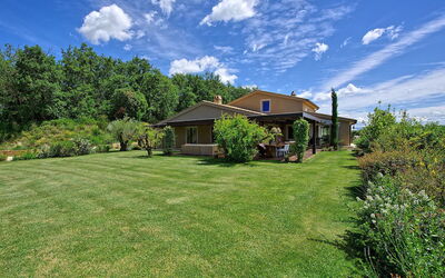 Villa Dora: Garden