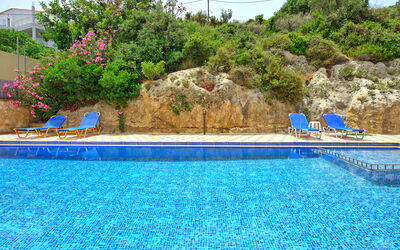 Villa Sevi Grande: zwembad