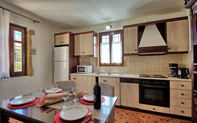 Villa Sevi Grande: Keuken, Lunchroom