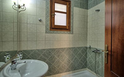 Villa Sevi Grande: Badkamer