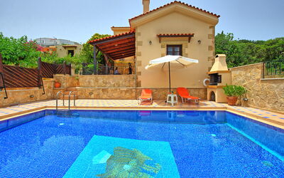 Villa Romantic Sevi: Pool