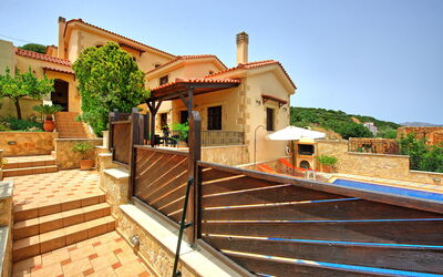 Villa Romantic Sevi: Building Exterior, Outdoor
