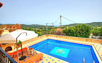 Villa Romantic Sevi: Pool