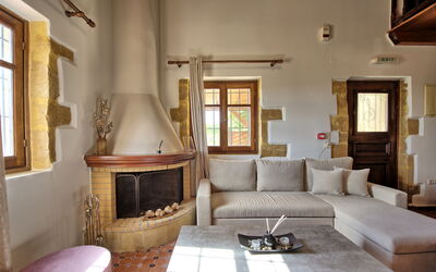 Villa Romantic Sevi: Living Room