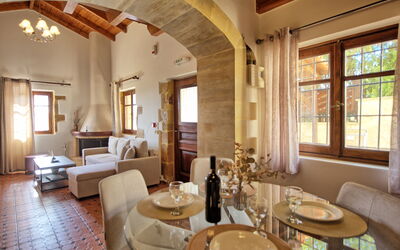 Villa Romantic Sevi: Dining Room