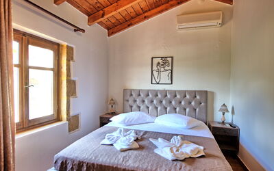Villa Romantic Sevi: Bedroom