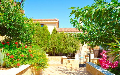 Villa Romantic Sevi: Outdoor