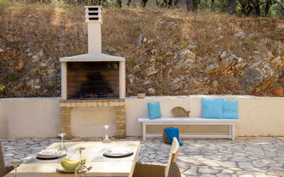 Beachfront Villa Seasun: Building Exterior, Outdoor