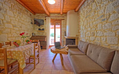 Villa Nipos: Dining Room, Kitchen, Living Room
