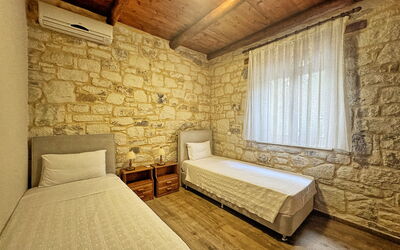 Villa Nipos: Bedroom