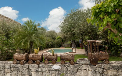 Villa Nipos: Garden, Outdoor, Pool